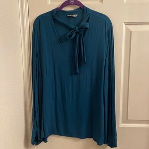 Teal Neck tie top